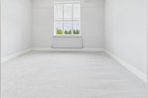 Large Bedroom