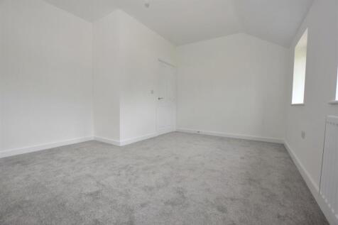 Spacious Bedroom