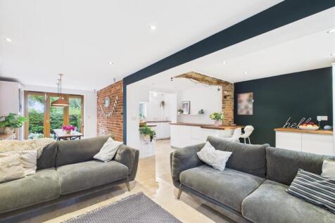 Living Kitchen/Dining/Snug
