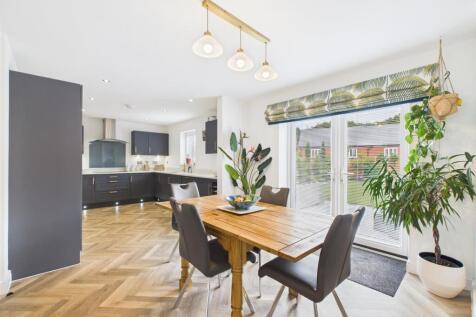 Living Kitchen/Dining/Family Room