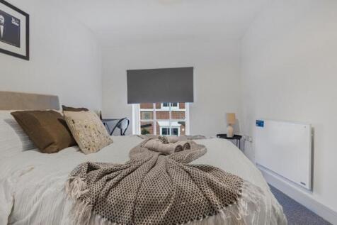 Spacious Bedroom