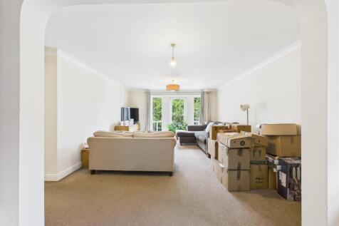 Open Plan Living With A View