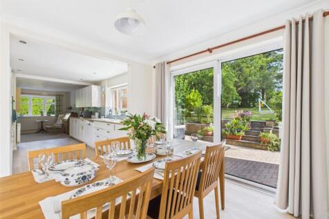 Living Kitchen/Dining/Play Room