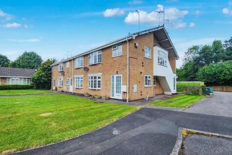 Lodge Close.jpg