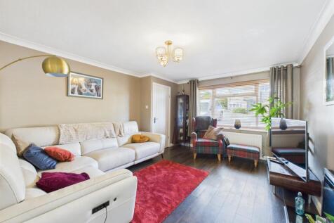 Spacious Lounge