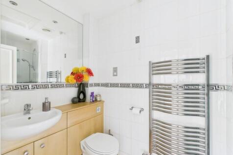 Family Shower Room