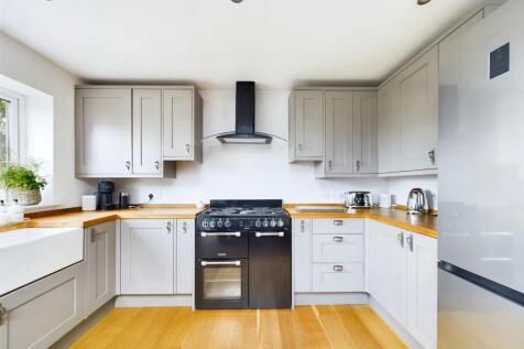 OPEN PLAN LIVING/ KITCHEN/ DINING AREA