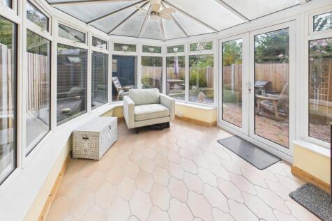 Spacious Conservatory