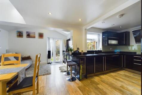 Impressive Open Plan Extended Living Kitchen
