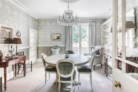 Elegant Dining Room