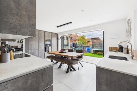 Stunning Open Plan Area