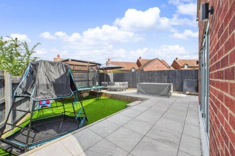 Superb Patio Area &amp; Astro Turf Lawn