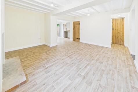 Open Plan Kitchen Living Area