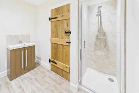 Additional Family Bathroom