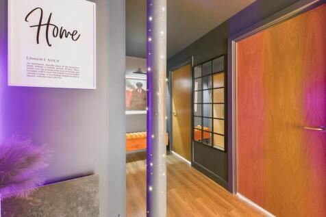 Stunning Entrance Hallway