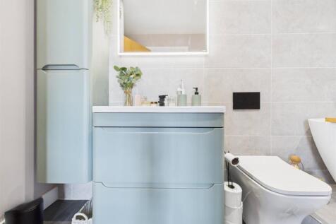 High Specification En-Suite