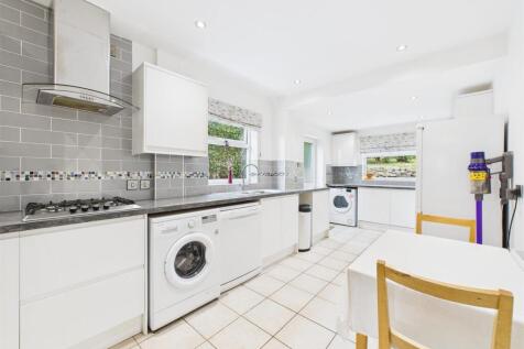 Extended Fitted Kitchen