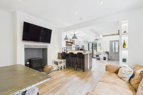 Living Kitchen / Dining / Family Room