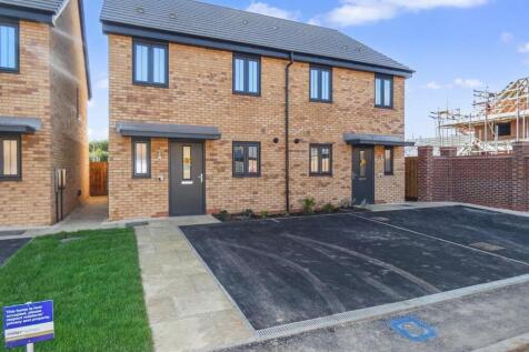 Brettingham Drive Front.jpg