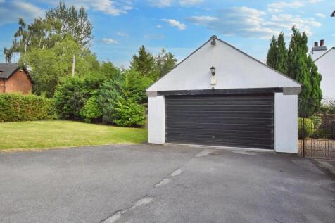 Detached Double Garage