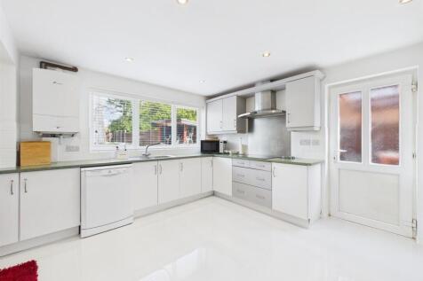 Impressive Dining Kitchen