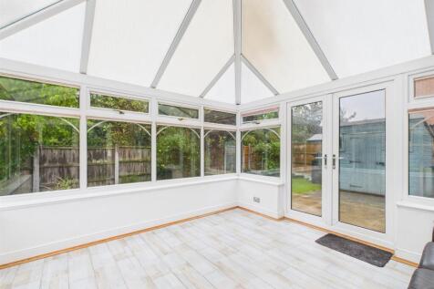 Generous Conservatory