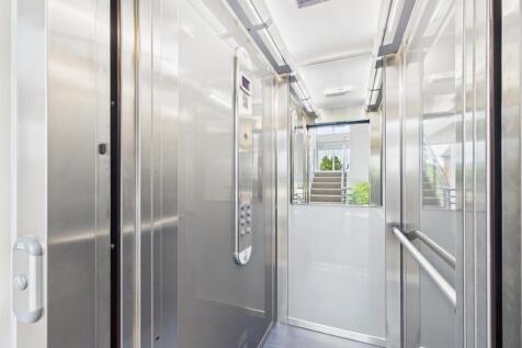 Secure Communal Entrance Hall