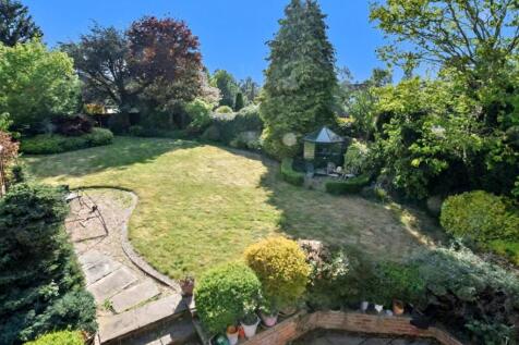 Main Street Rear Garden.jpeg