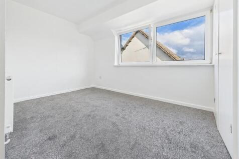 Lovely Double Bedroom