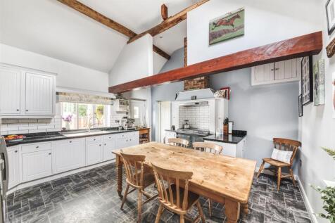 Farmhouse Style Kitchen / Dining Room