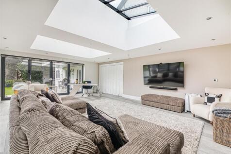 Impressive Garden Room