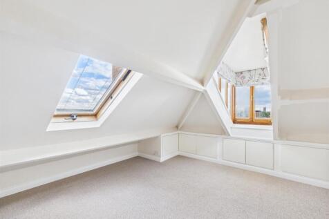 Bedroom Four/Hobby Room