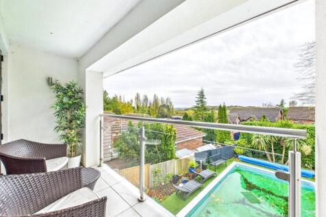 CAM04916G0-PR0182-STILL045 (1).jpg