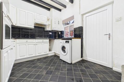 Kitchen With Appliances