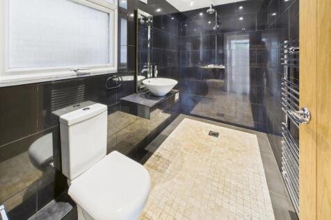 Stylish Shower Room