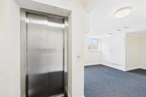 Lift Access To All Floors
