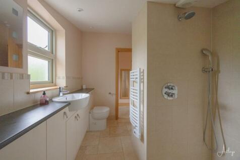 Detached Cottage - Bathroom