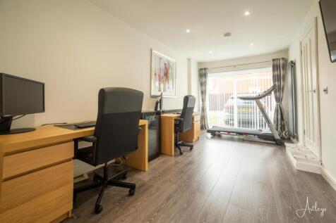 Sitting Room/Study