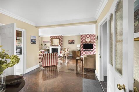 Another Aspect Of The Lounge