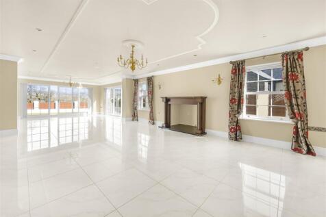 Lounge/Sun Room