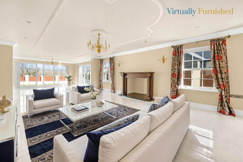 Lounge/Sun Room