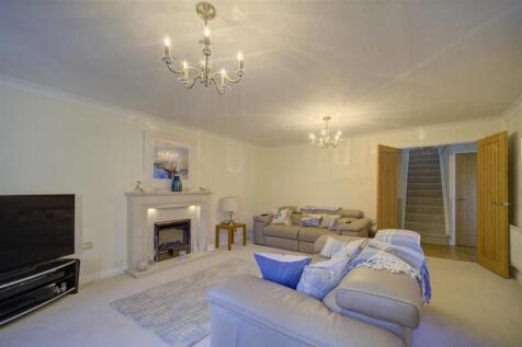 Another Aspect Of The Lounge