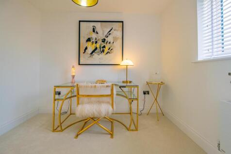 bedroom 5...jpg