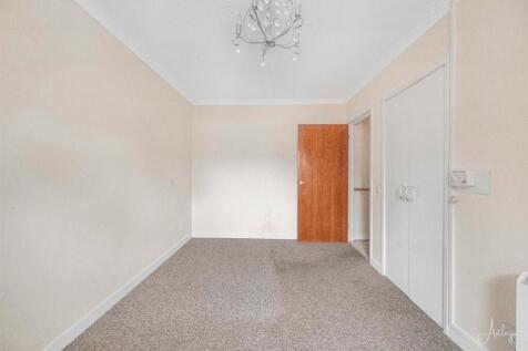 Flat 13 b1a.jpg