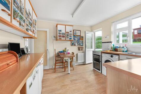 Aspect Of The Kitchen/Dining Room