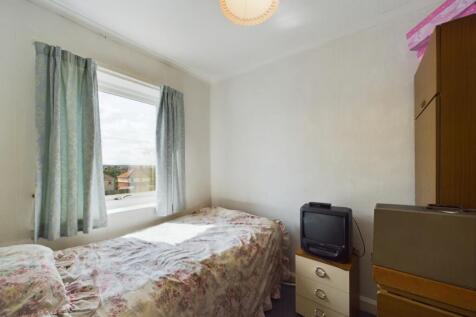 60 Priory Estate  (9)