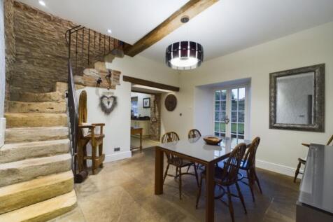 Dining room 3