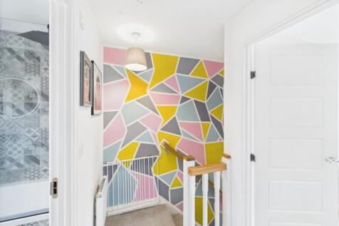 21 Ramsden Crescent  (5)