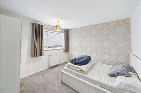 Bedroom (2)