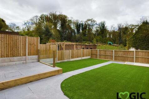 2A Mill Hill Road  (7)